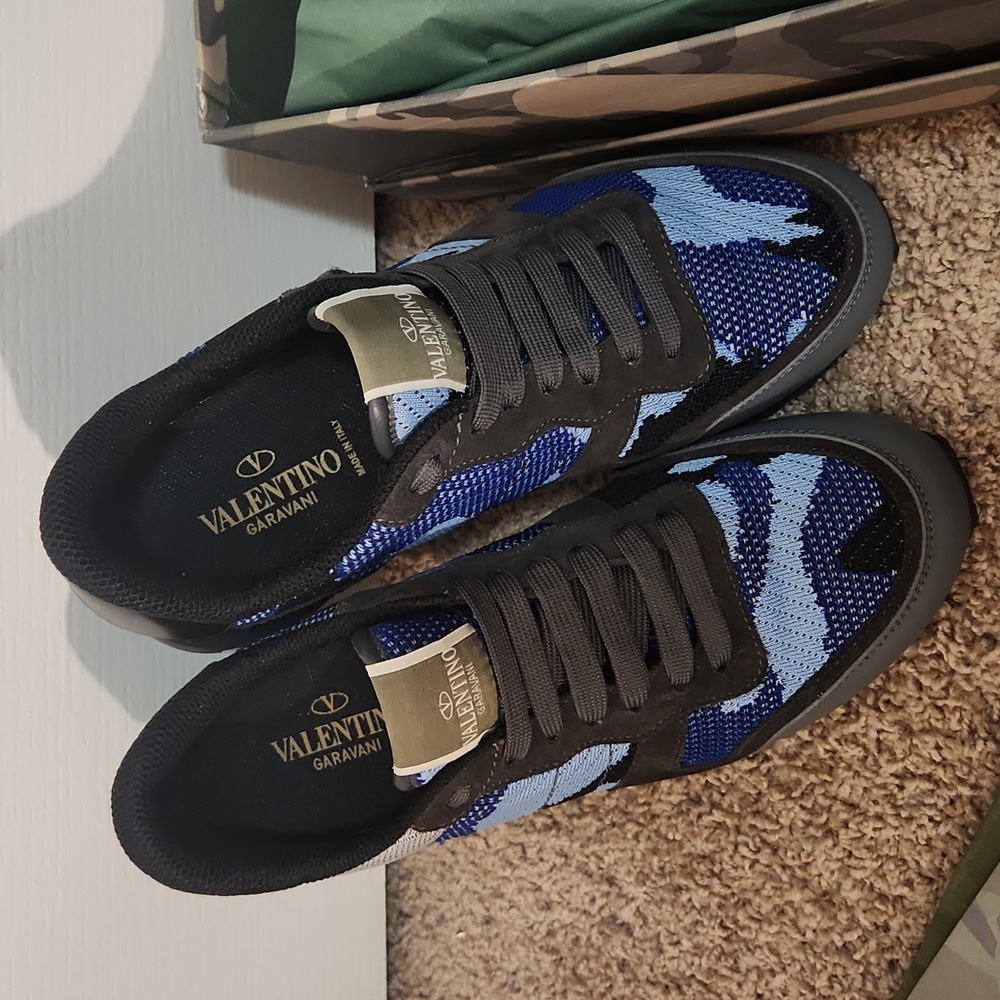 Valentino Garavani Sneakers, Size 41